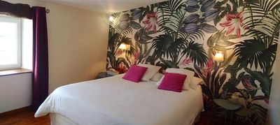 Chambre n°1 avec lit 160x200, le lit est fait à votre arrivée